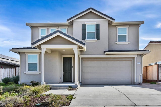 2160 Fuchsia Dr, HOLLISTER