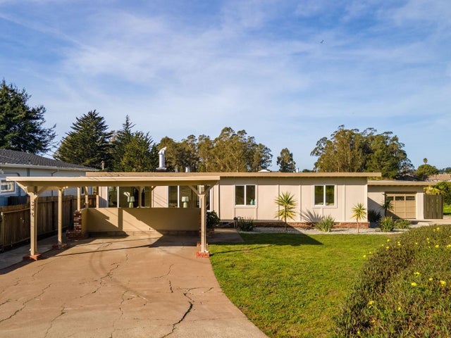 249 Sevilla Ave, EL GRANADA