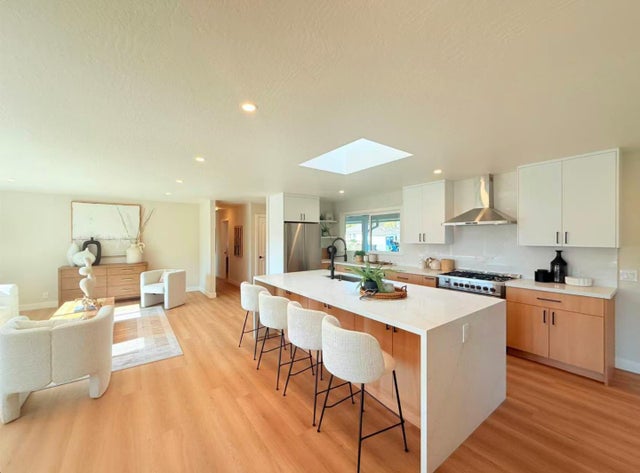 38353 Farwell Dr, FREMONT