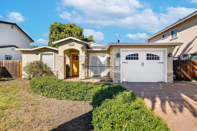 2535 Crystal Dr, Santa Clara