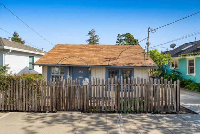 208 Mountain View Ave, SANTA CRUZ
