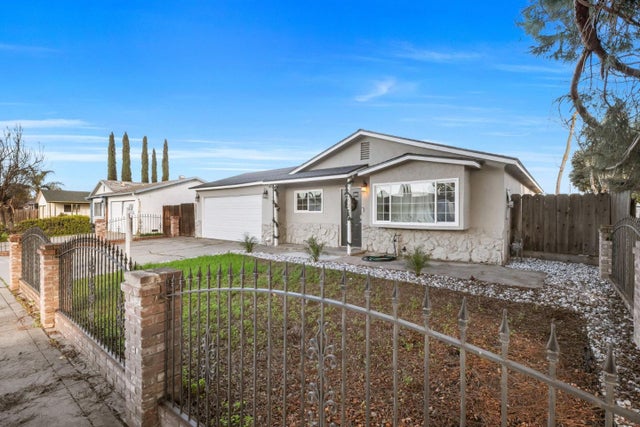 16012 Julie Ln, Lathrop