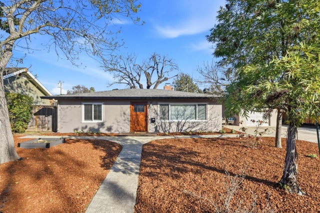 18597 Paseo Pueblo, SARATOGA