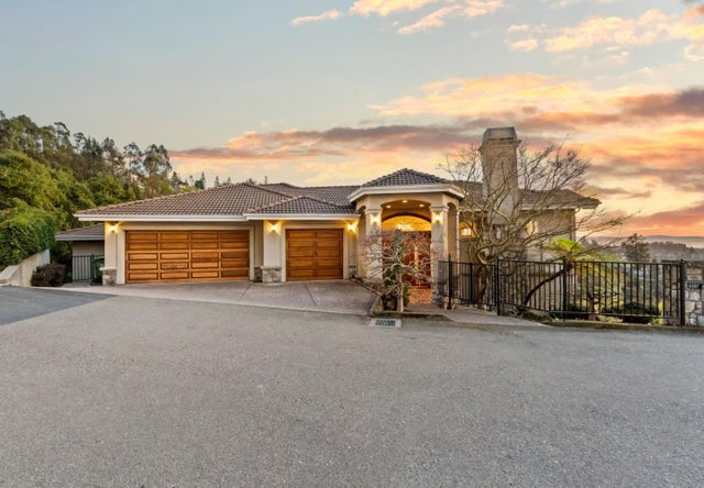 6357 Fairlane Dr, OAKLAND