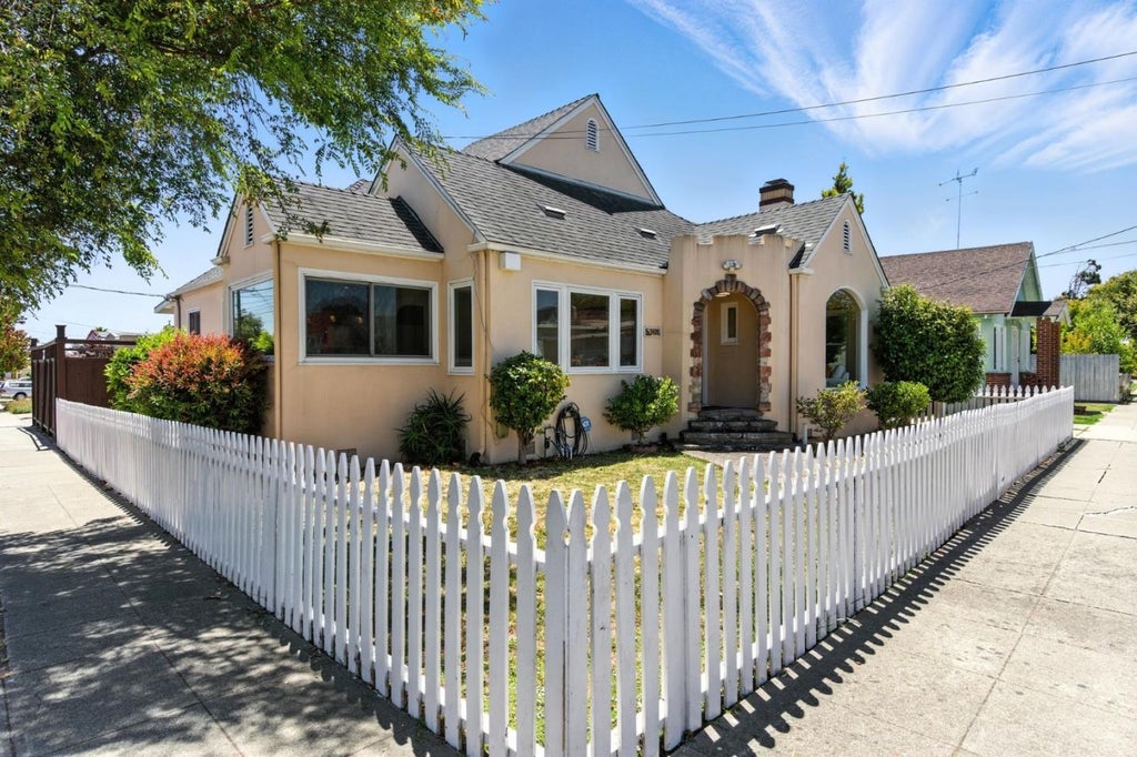 3428 Esmond Ave, RICHMOND