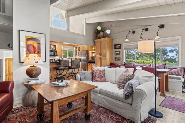 24694 Dolores St, CARMEL