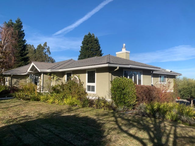 10 Santa Gina Ct, HILLSBOROUGH