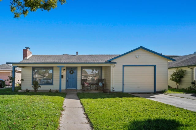 208 Diablo Dr, SALINAS