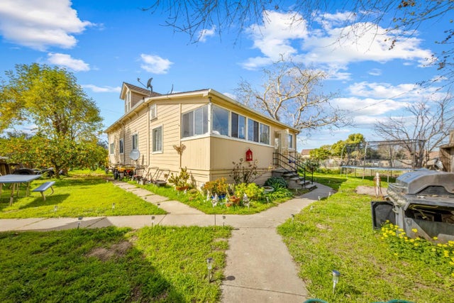 585 Monterey Rd, MORGAN HILL