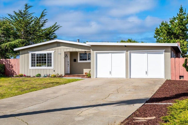 277 Young Cir, MARINA