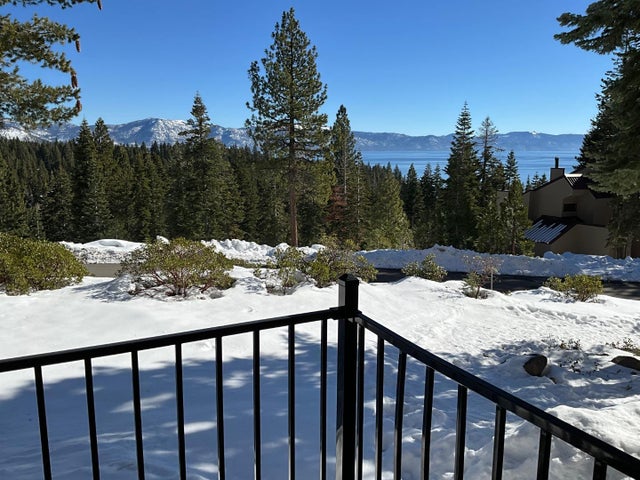 141 Cedar Ct 141, CARNELIAN BAY