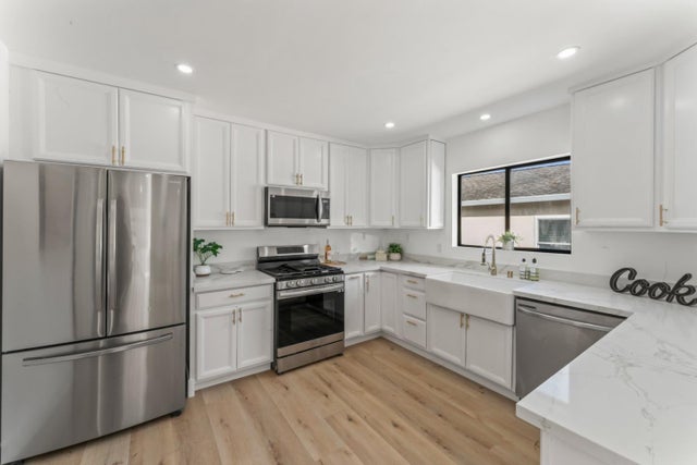 300 Klamath St, Brisbane