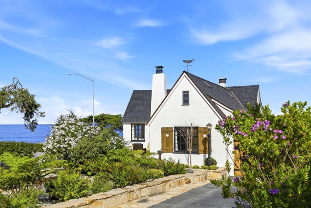 115 1st St, PACIFIC GROVE