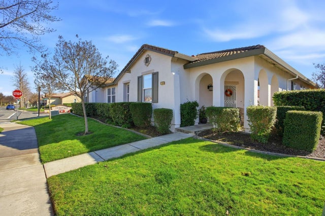 2360 Rose Arbor Dr, SACRAMENTO