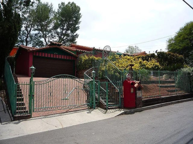 22942 Crespi St, WOODLAND HILLS