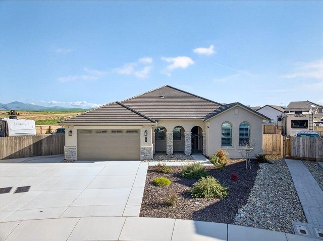 989 Pismo Ct, HOLLISTER