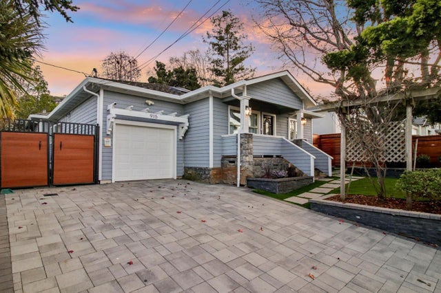 915 North Rd, BELMONT