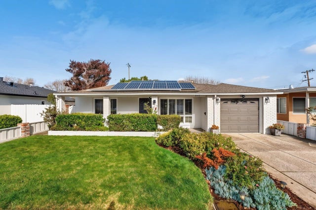 3957 Martin Dr, San Mateo