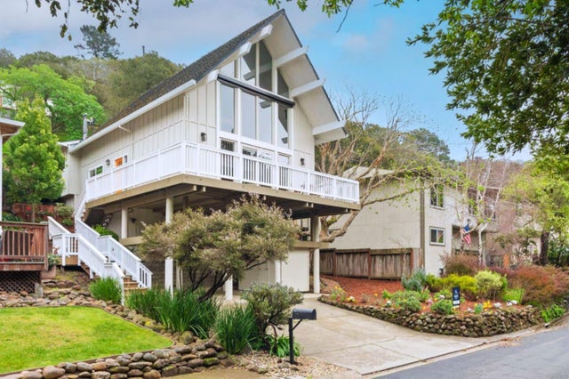 3224 E Laurel Creek Rd, Belmont