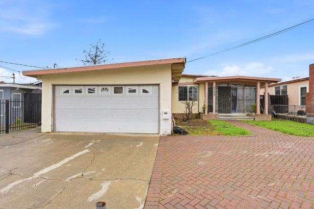 2548 Hazelwood Way, EAST PALO ALTO