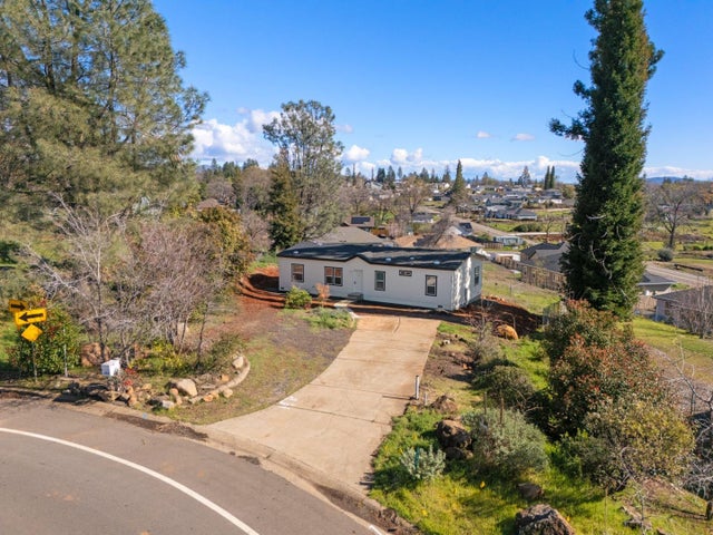 333 Circlewood Dr, PARADISE