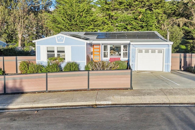 347 Manor Dr, PACIFICA