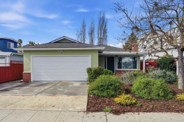 2115 Clarke Ave, EAST PALO ALTO
