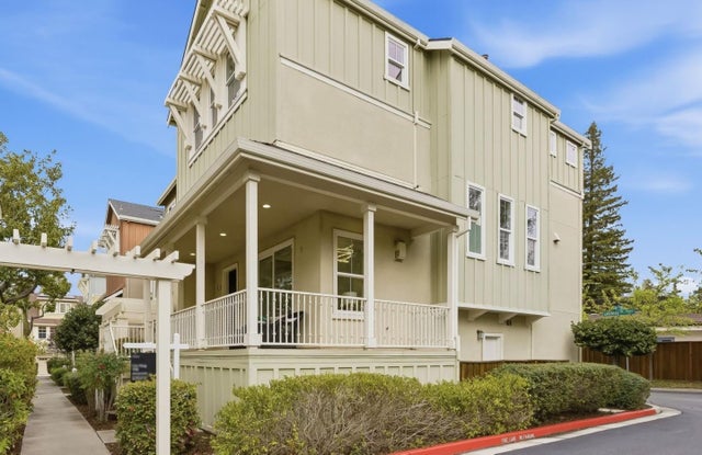 314 Lavender Dr, Mountain View