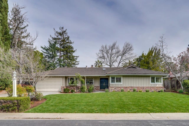 1624 Newcastle Dr, LOS ALTOS