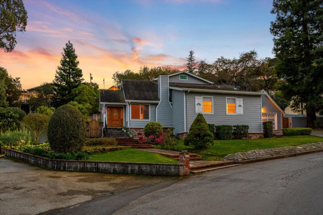 21 Cobblestone Ln, SAN CARLOS