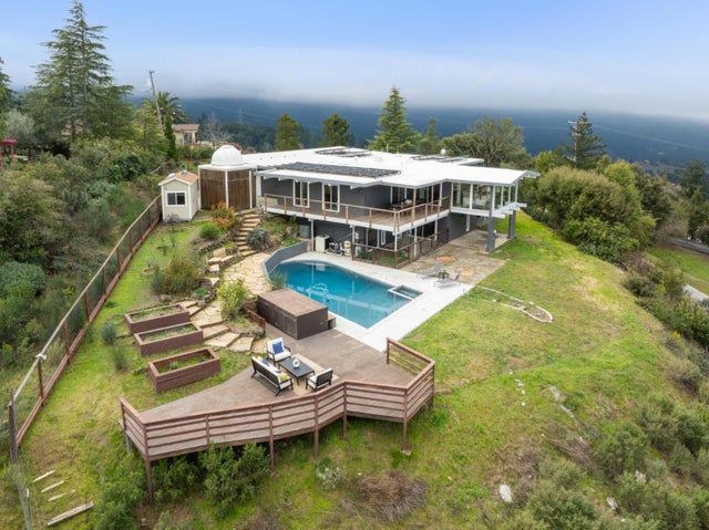 15684 Apollo Heights Ct, Saratoga