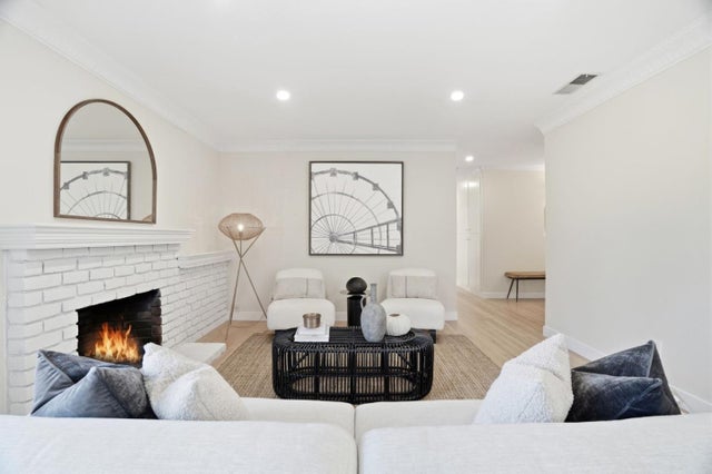 911 Inverness Way, SUNNYVALE