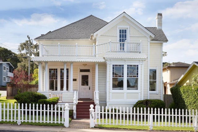 226 Willow St, PACIFIC GROVE