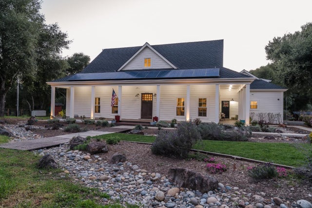 10555 Watsonville Rd, Gilroy