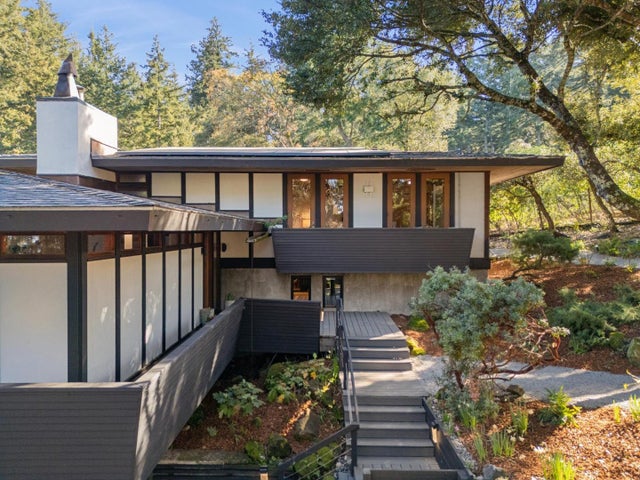 80 Skywood Way, Woodside