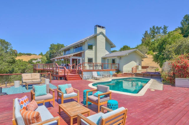 31485 Via Las Rosas, CARMEL VALLEY