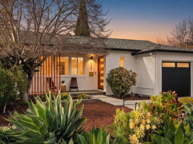 2044 Saint Francis Way, San Carlos