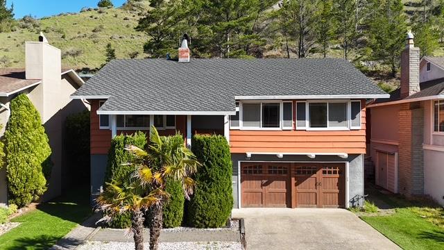 1102 Everglades, PACIFICA