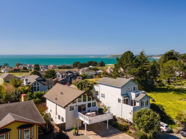 350 6th Ave, Half Moon Bay