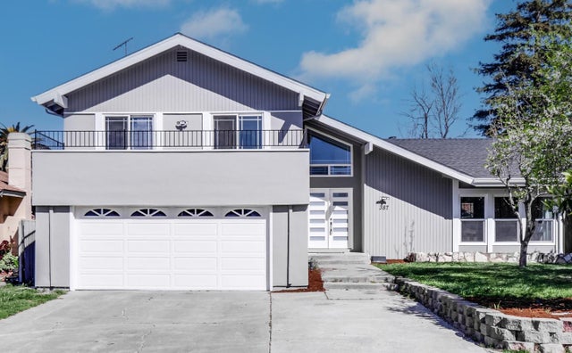 387 Avenida Palmas, SAN JOSE