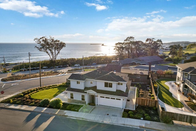 634 Coronado St, EL GRANADA