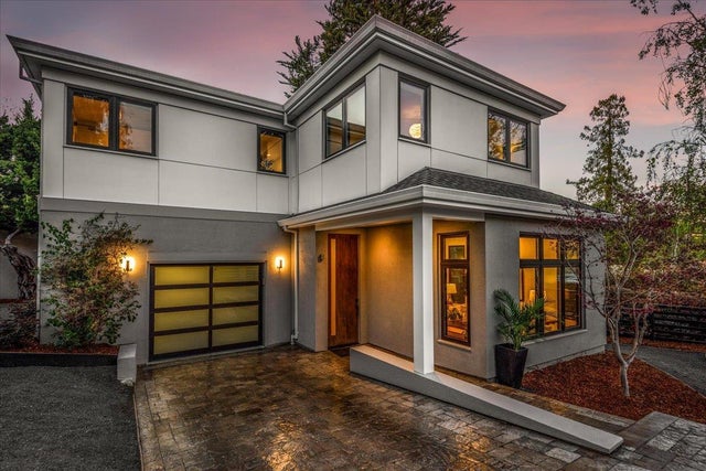 12 Cranfield Ave, SAN CARLOS