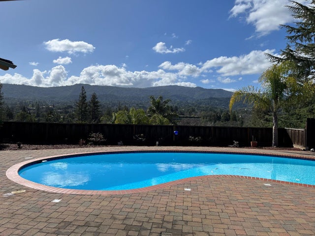 488 Knoll Dr, LOS ALTOS