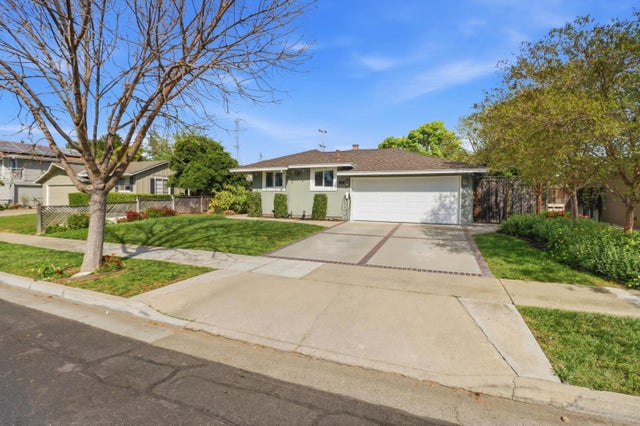 124 Hollycrest Dr, Los Gatos