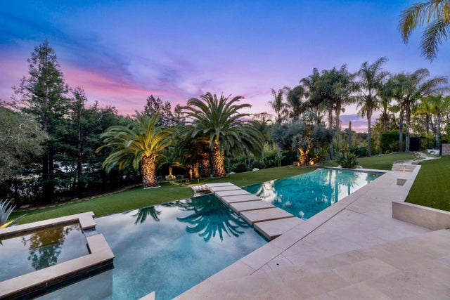 Address Not Disclosed, LOS ALTOS HILLS