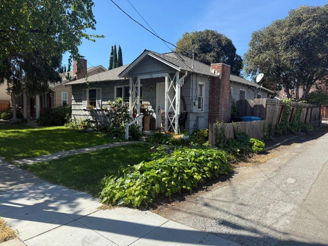 521 Camino Dr, SANTA CLARA