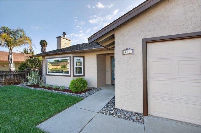 711 Clearview Dr, HOLLISTER