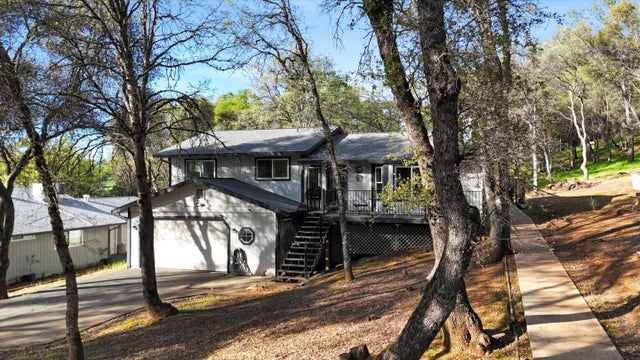 11544 Torrey Pines Dr, AUBURN