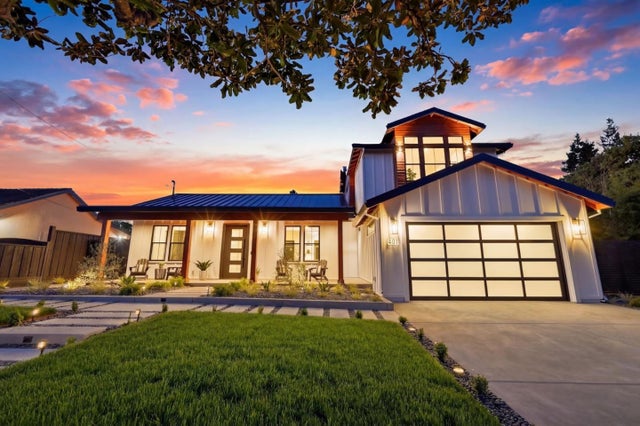 401 Dallas Dr, CAMPBELL