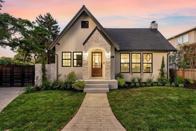 1516 Cortez Ave, Burlingame